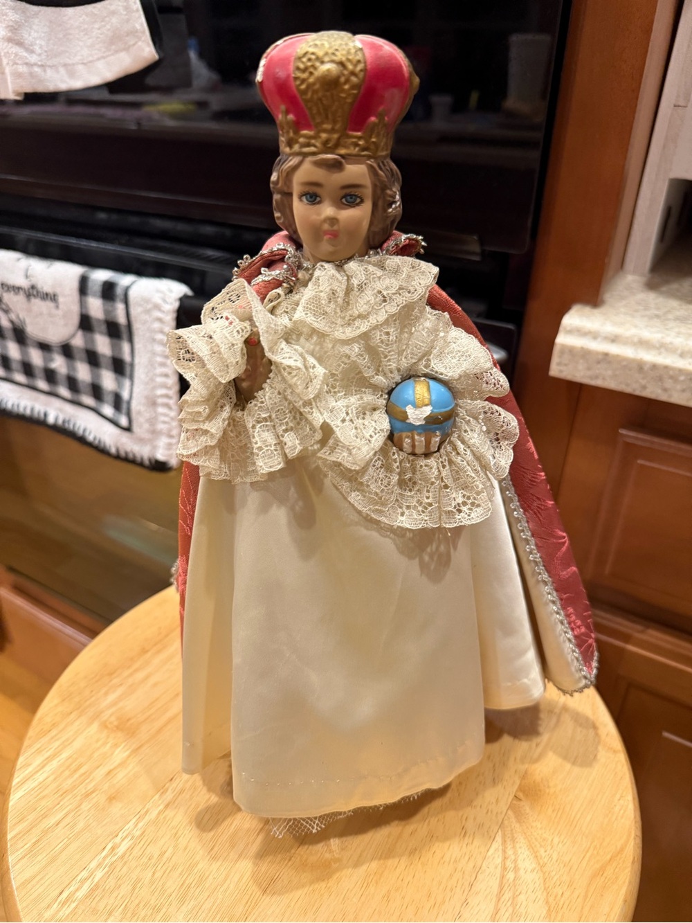 Vintage Statue of infant Jesus of Prague-
